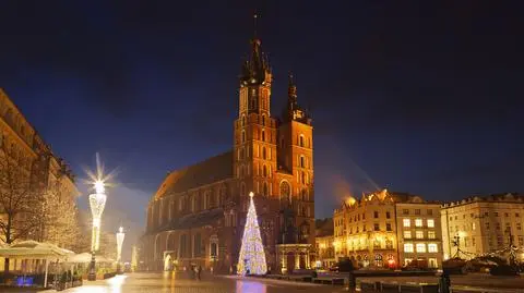 Kraków noc święta kościół mariacki