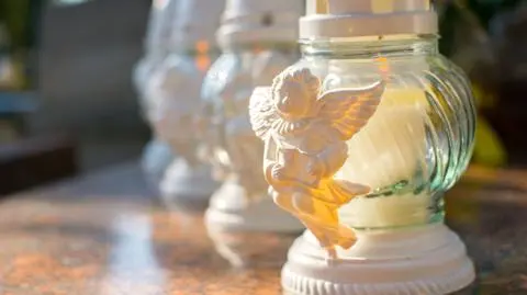 Zgony w lipcu: w sześciu województwach wreszcie widać spadki