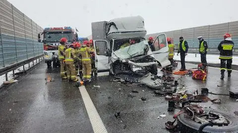 Wypadek na A2. Utrudnienia w kierunku Warszawy