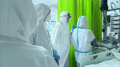 Coronavirus: 18,550 new infections, highest number of hospitalisations since May