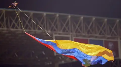 Mecz eliminacyjny został przerwany. Zawinił dron