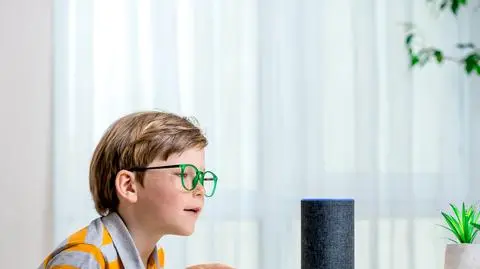 Alexa przemówi głosem zmarłej babci? "Tak wielu z nas straciło kogoś, kogo kochało"