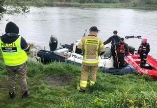 Z Odry wyłowiono ciało mężczyzny, jego tożsamość nie jest znana