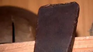 Według przekazów podczas śledztwa nie zabezpieczono śladów na narzędziu zbrodni