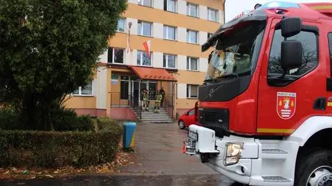 Ewakuacja uczniów i nauczycieli w Suchej Beskidzkiej