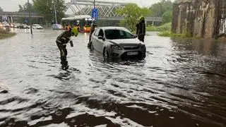 Zalany samochód na Płochocińskiej