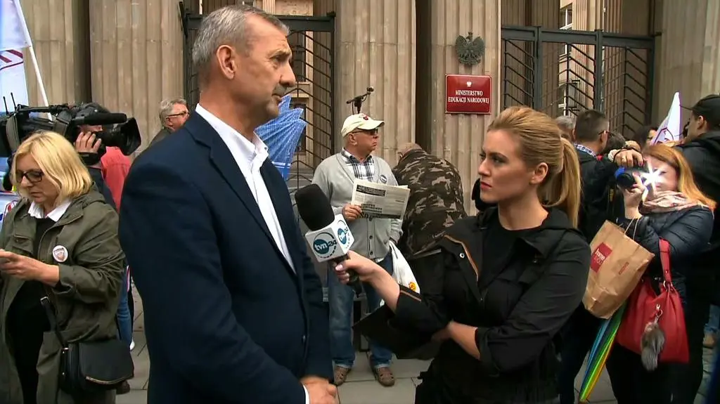 Broniarz: mówimy o podwyżkach przyszłych i niepewnych