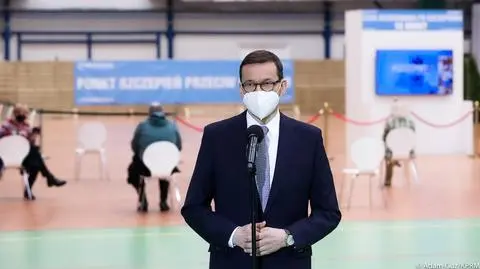 Morawiecki: rozmowy na temat paszportów COVIDowych na poziomie UE są prowadzone na etapie wstępnym