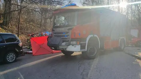 Gdańsk. Jechała elektryczną hulajnogą, zderzyła się z samochodem. Kobieta nie żyje 