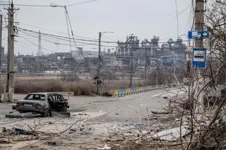 Zniszczony Mariupol