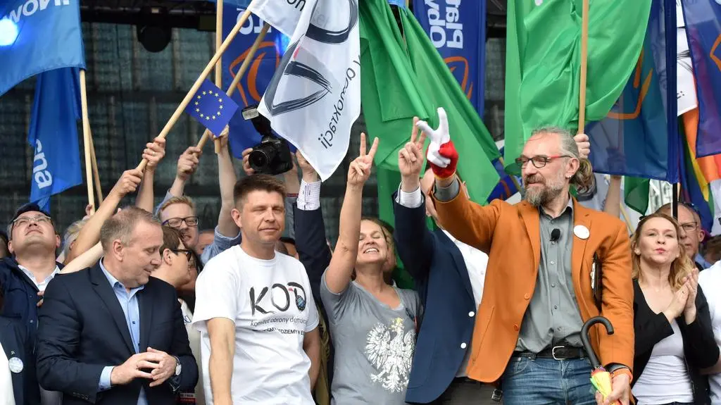Grzegorz Schetyna zabrał głos na pl. Piłsudskiego