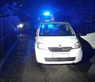 Mężczyzna wykorzystał fakt, że w samochodzie były kluczyki i ukradł auto