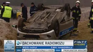 Dachowanie radiowozu w Gdyni 