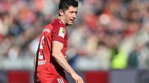 Trudne negocjacje z Lewandowskim? "To nie jest gra online"