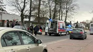 Samochód wjechał w pieszych na chodniku. Białogard