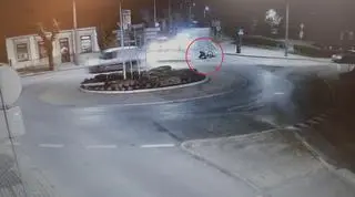 Rowerzysta upadł na jezdnię 