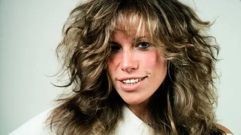 Carly Simon