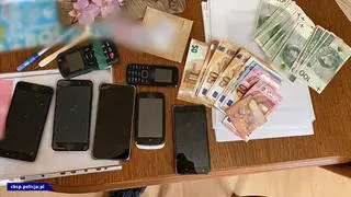Policja zabezpieczyła m.in. gotówkę