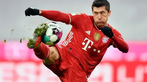 Strzelił z półobrotu i ma wyróżnienie od kibiców. Lewandowski z golem miesiąca