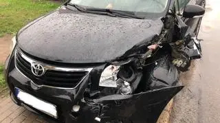 Zgodnie z ustaleniami policji kierowca toyoty jechał z nadmierną prędkością