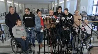 Konferencja osób protestujących w Sejmie
