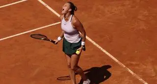 Iga Świątek will face Aryna Sabalenka in the Italian Open semi-finals