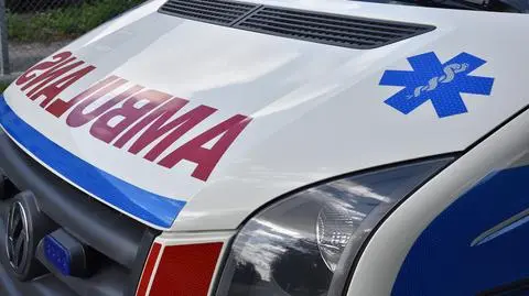 Dwuletnia dziewczynka wpadła do basenu koło domu, zmarła w szpitalu