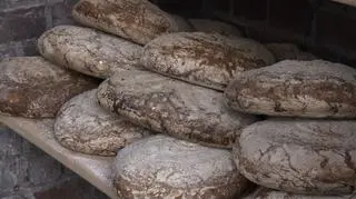  Zamknięto piekarnie, w których wypiekano "nielegalny chleb" 