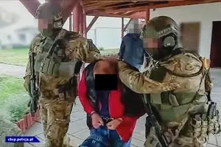 Zorganizowana grupa przestępcza okradająca podróżnych w pociągach stanie przed sądem