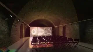 Sala konferencyjna w podziemiach