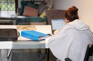 Według szefowej MRPiPS ponad połowa pracowników korzystała z pracy zdalnej