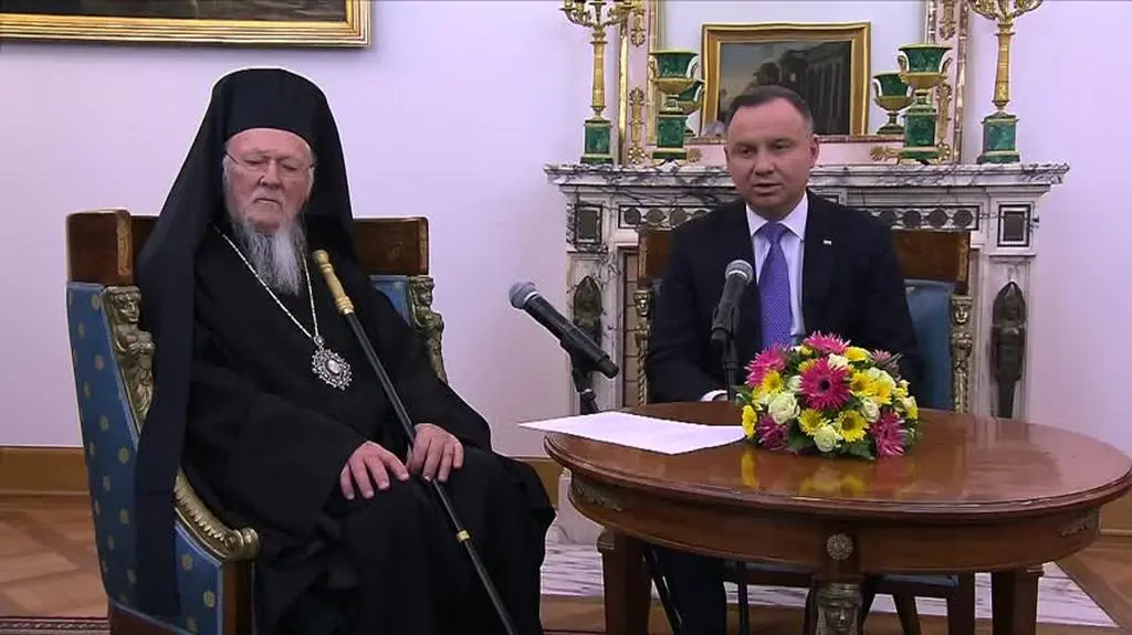 Duda tłumaczony na ang