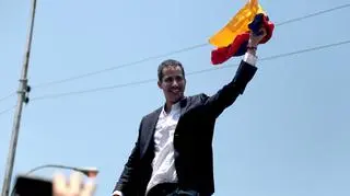 Guaido wrócił do Wenezueli. Po wylądowaniu przemawiał do zwolenników