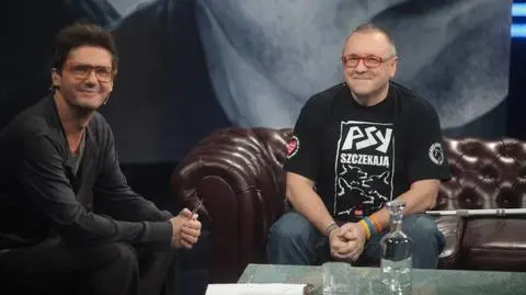 Kuba Wojewódzki wystawił na aukcję sofy znane z talk-show. "Odbiór osobisty w programie"