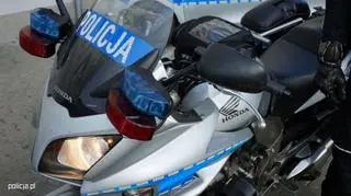 Sierżant sztabowy Jakub Opieczyński jechał służbowym motocyklem