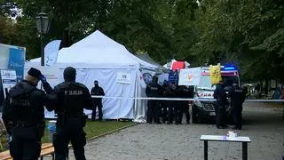 Interwencja policji w białym miasteczku