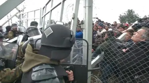 Atak imigrantów na granicę Macedonii