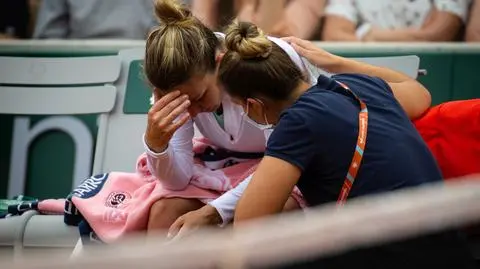 Atak paniki na korcie. "To nie są mocarze, roboty, cyborgi, a po prostu ludzie"