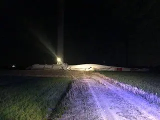 Śmigło od turbiny wiatrowej runęło na ziemię