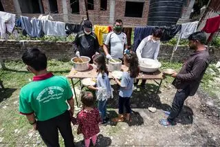 Misja tlen: Polka pomaga Nepalczykom w czasie drugiej fali pandemii