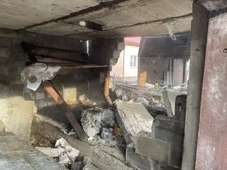 Wybuch zniszczył wszystkie ściany letniej kuchni. Na podłogę spadł betonowy strop