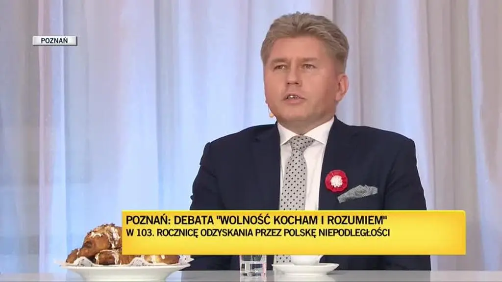 DEBATA 3