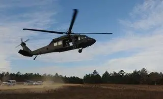 Helikopter UH-60 Black Hawk