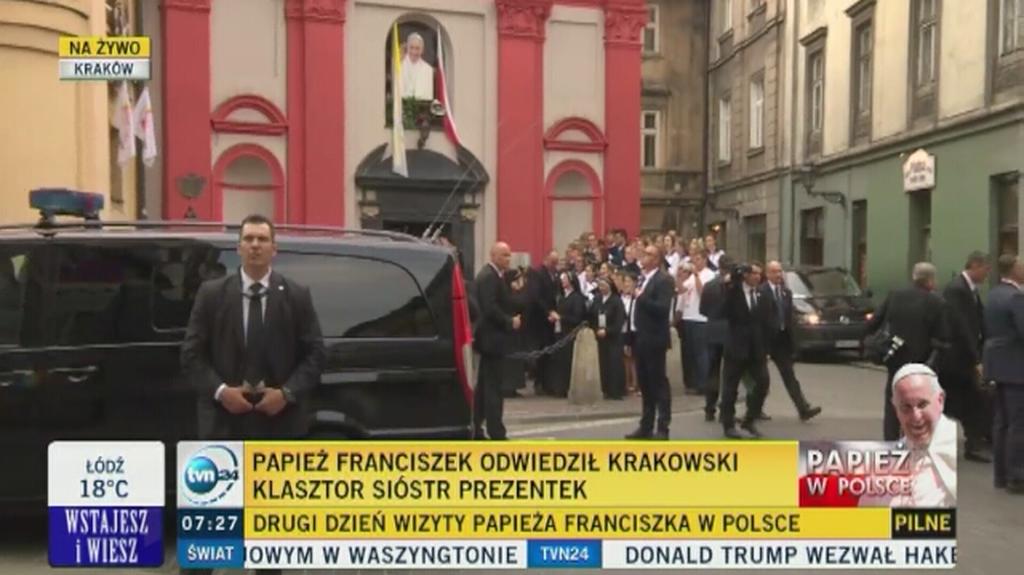 Papież po spotkaniu z siostrami prezentkami