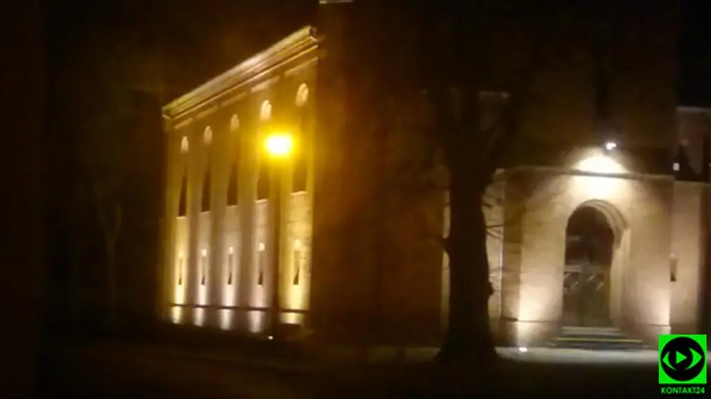 Karaoke w kościele. Z głośników śpiewali "Ona tańczy dla mnie"
