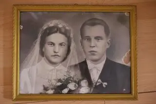 To najstarsze monidło, które trafiło do ośrodka. Powstało na podstawie zdjęcia z 1947 roku