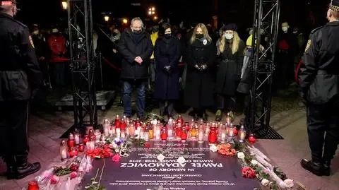 adamowicz 02