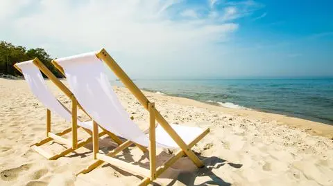 Będą kary za "rezerwowanie" miejsc na plaży. Władze ostrzegają turystów