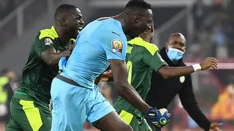 Senegal z Pucharem Narodów Afryki. Mendy bohaterem