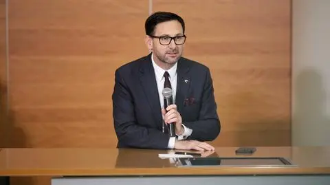 Prezes PiS mówił o "cudach" Obajtka. Wymienił sklep, którego nie ma